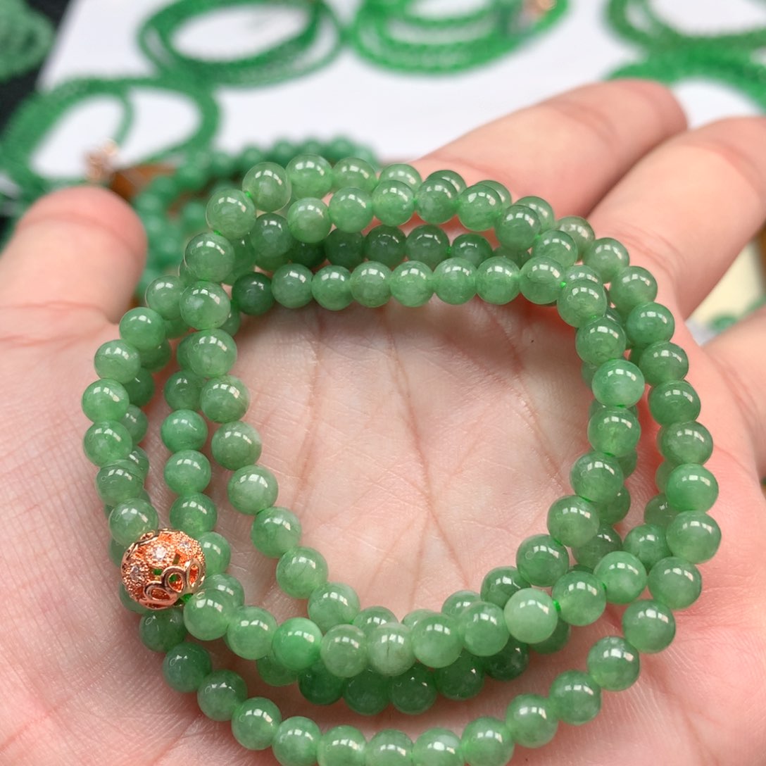 翡翠手链未镶嵌翡翠