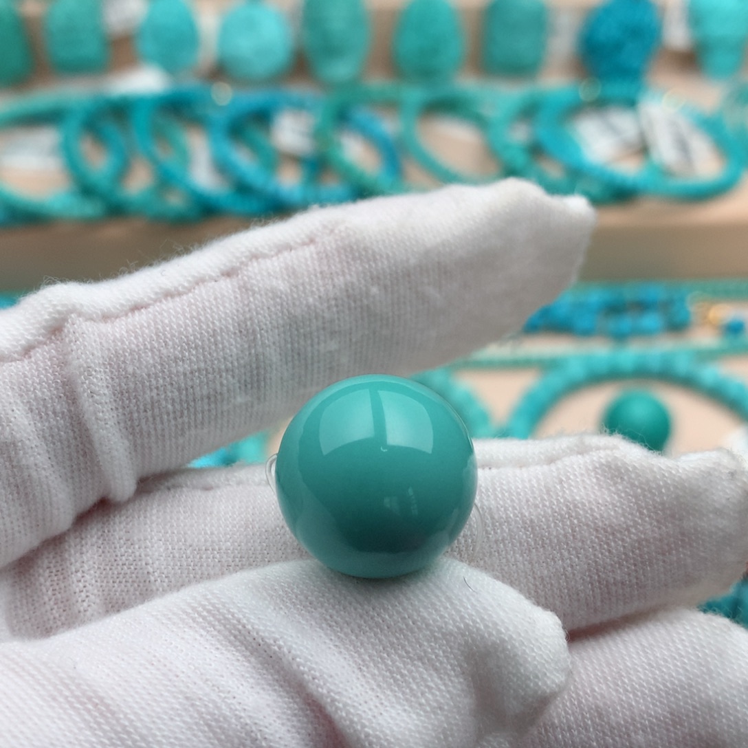 绿松石未镶嵌珠宝奇石15.8mm