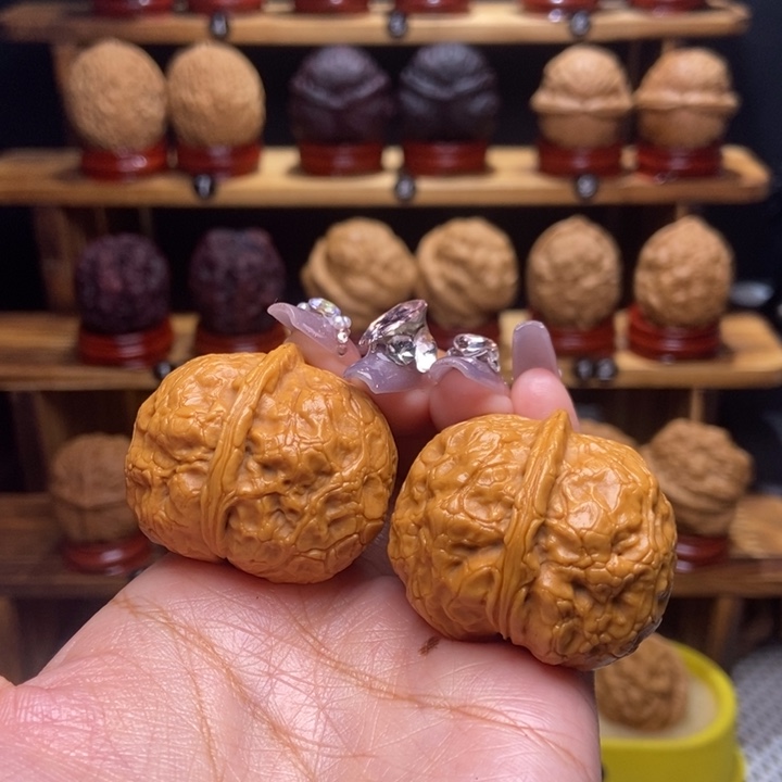文玩核桃吊坠鲲鹏5