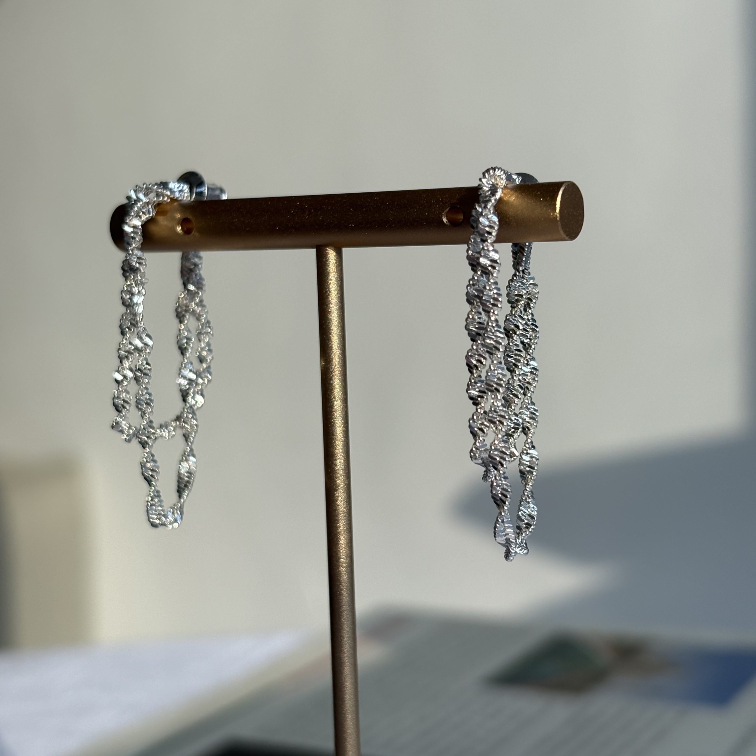 合金耳饰 GaoQiQi银色双层波浪闪光流苏耳钉百搭简约长款1034