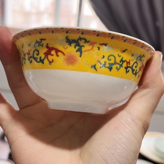 盘4寸茶碗一个陶瓷