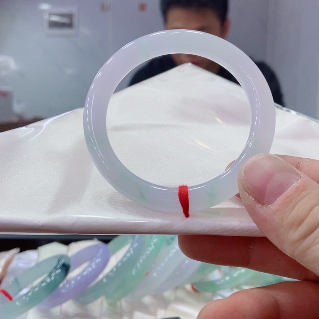 未镶嵌手镯翡翠?***娘翡翠