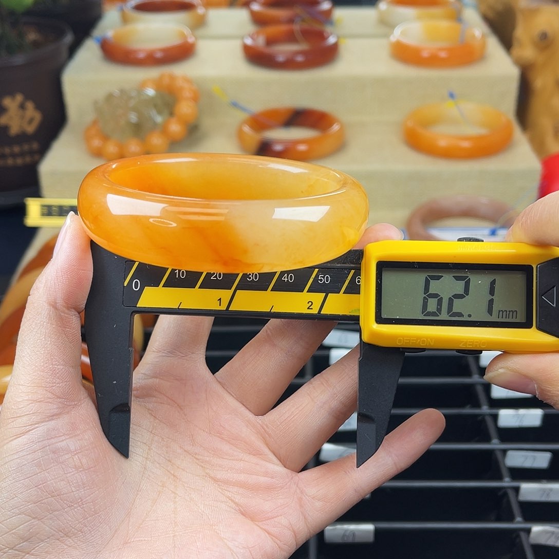 无无53 号茄山老油料62圈口轮胎 太美了