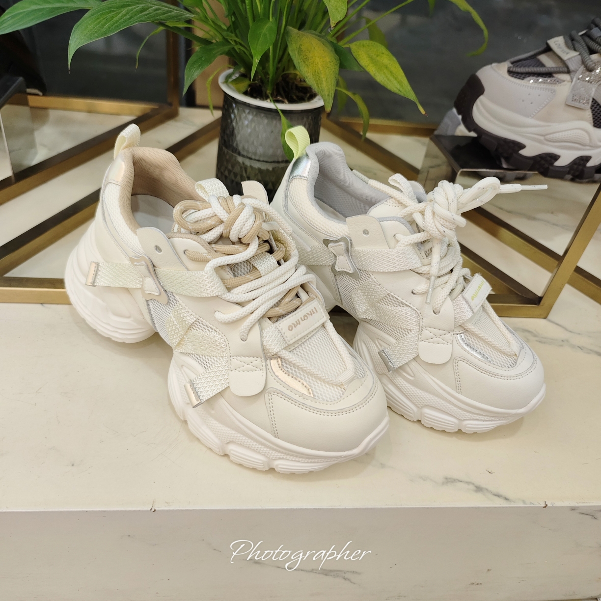 实体店真皮女鞋5578网面厚底老爹鞋舒适轻巧单网休闲百搭运动鞋