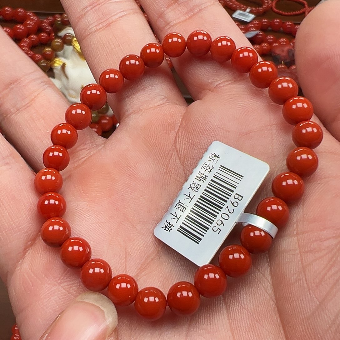 南红玛瑙未镶嵌手镯