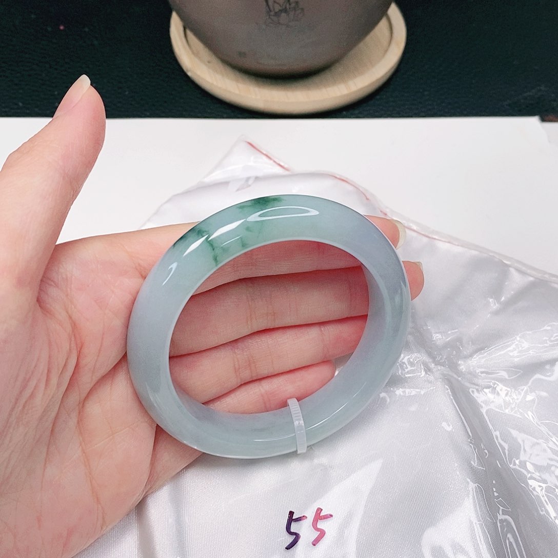 【闪购商品】翡翠手镯未镶嵌正圈