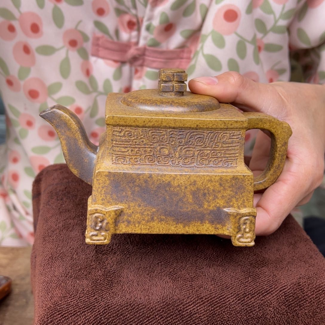 紫砂茶壶宜兴紫砂艺术