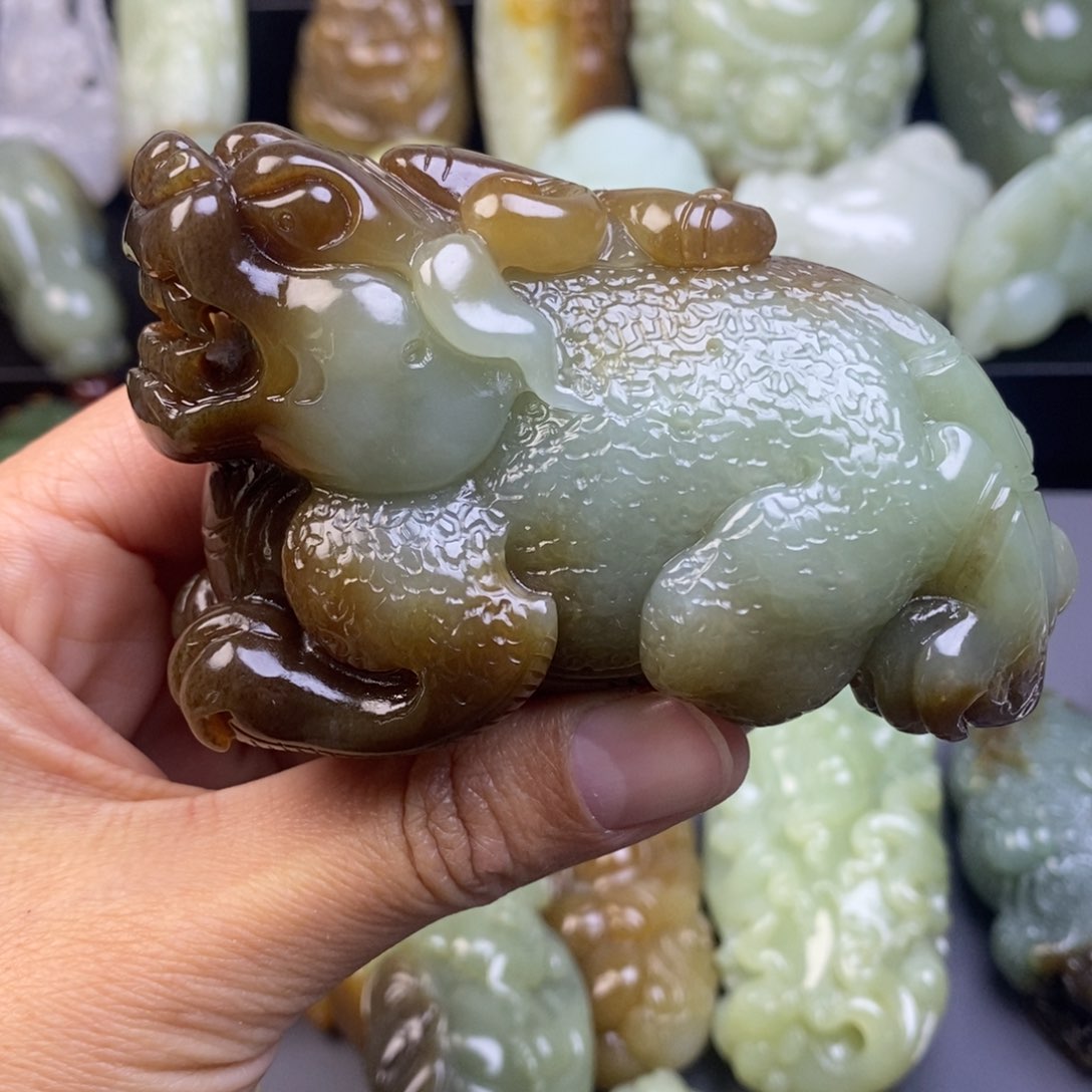 和田玉把件未镶嵌芸**堂