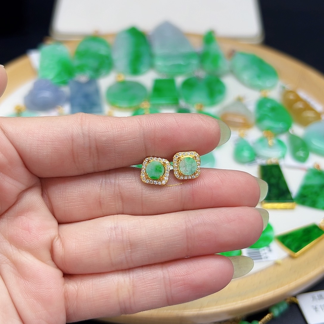 翡翠耳饰银S925镶嵌天然缅料A货一件