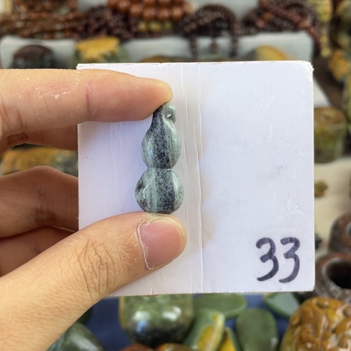 岫岩河磨玉（透闪石质玉）未镶嵌珠宝奇石