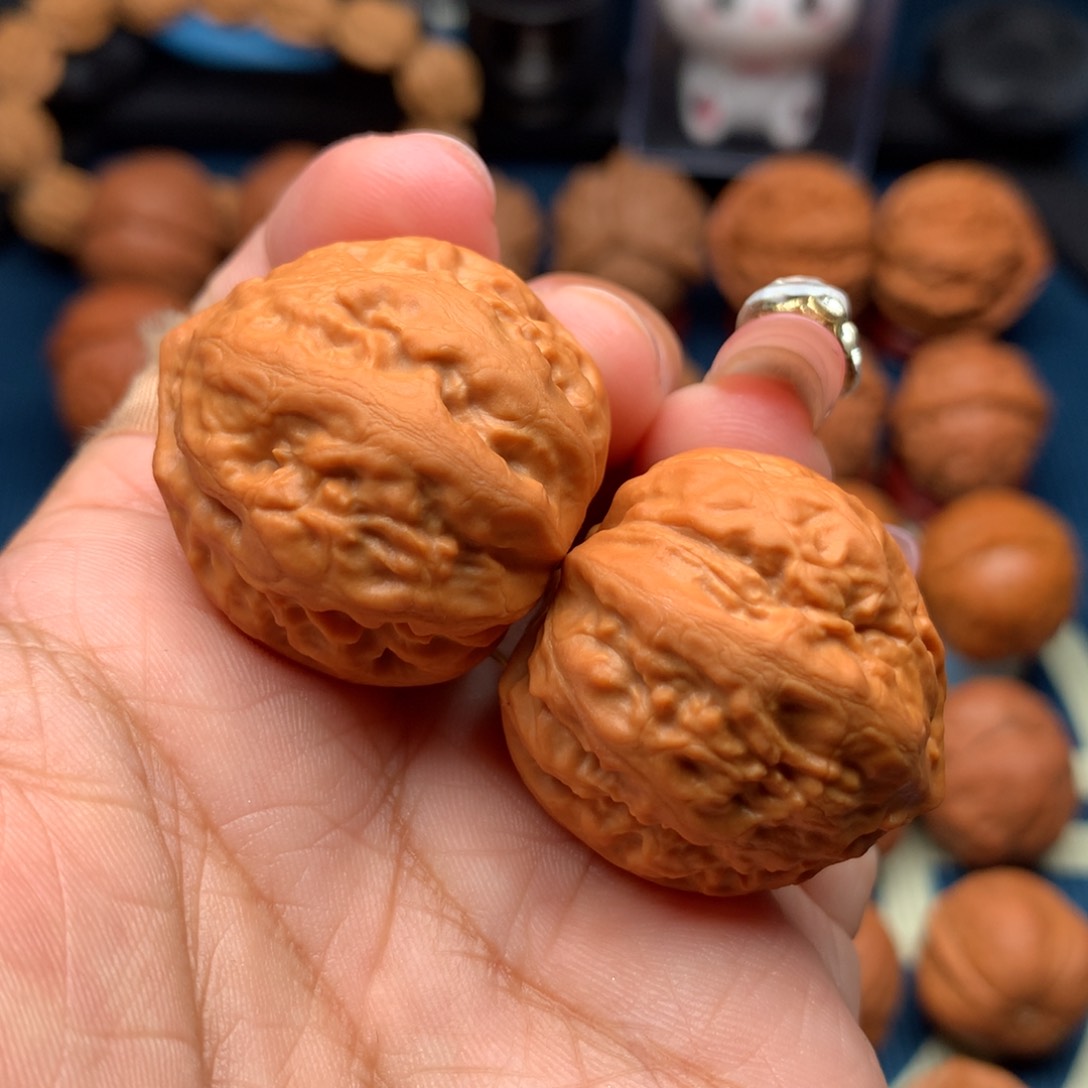 文玩核桃把件水晶佛肚