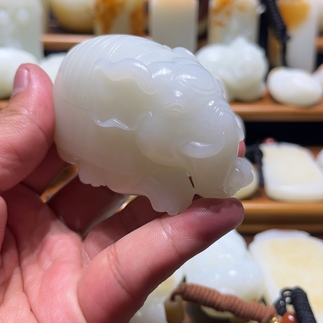 和田玉把件未镶嵌