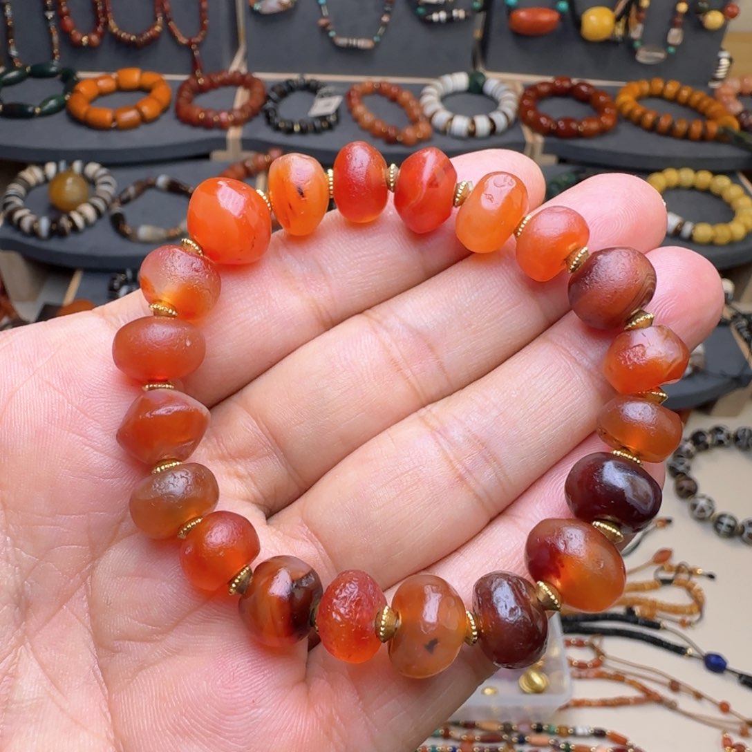 玛瑙/玉髓颈饰未镶嵌