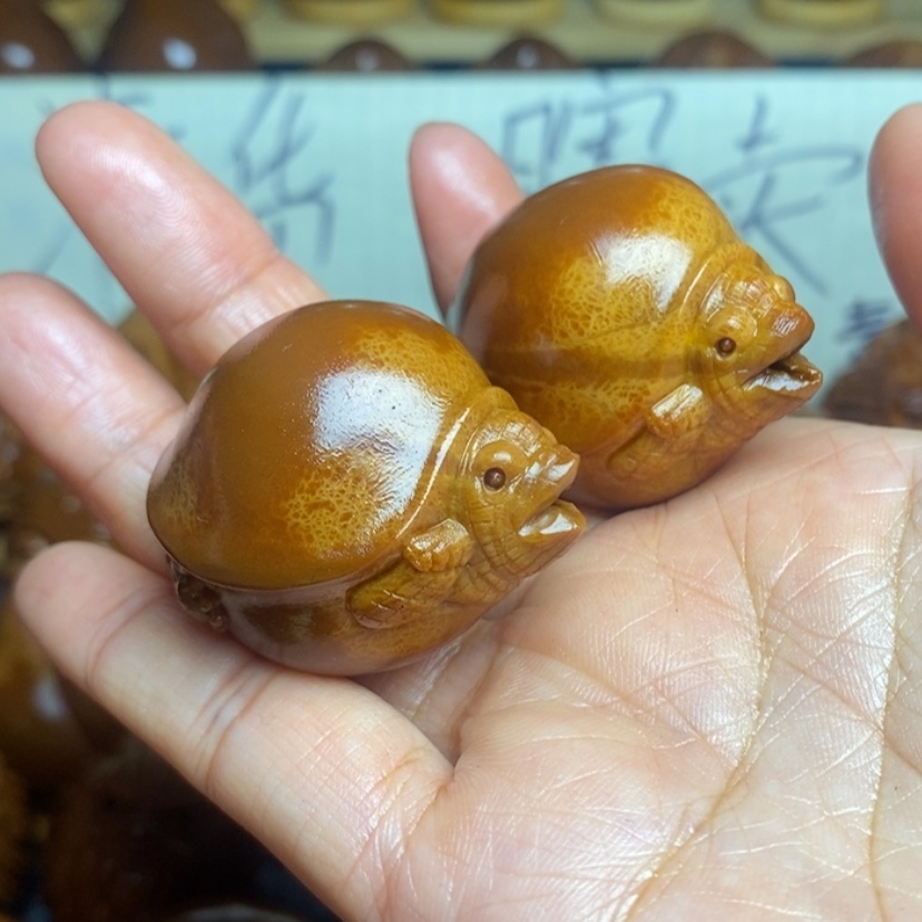 【闪购商品】核桃木/黑胡桃（胡桃木）橄榄核雕刻