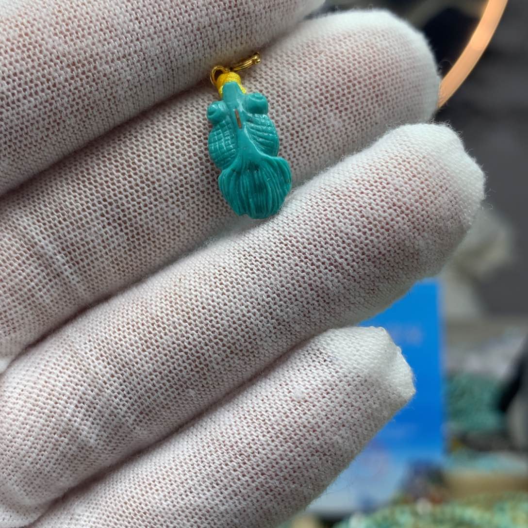 绿松石挂件未镶嵌