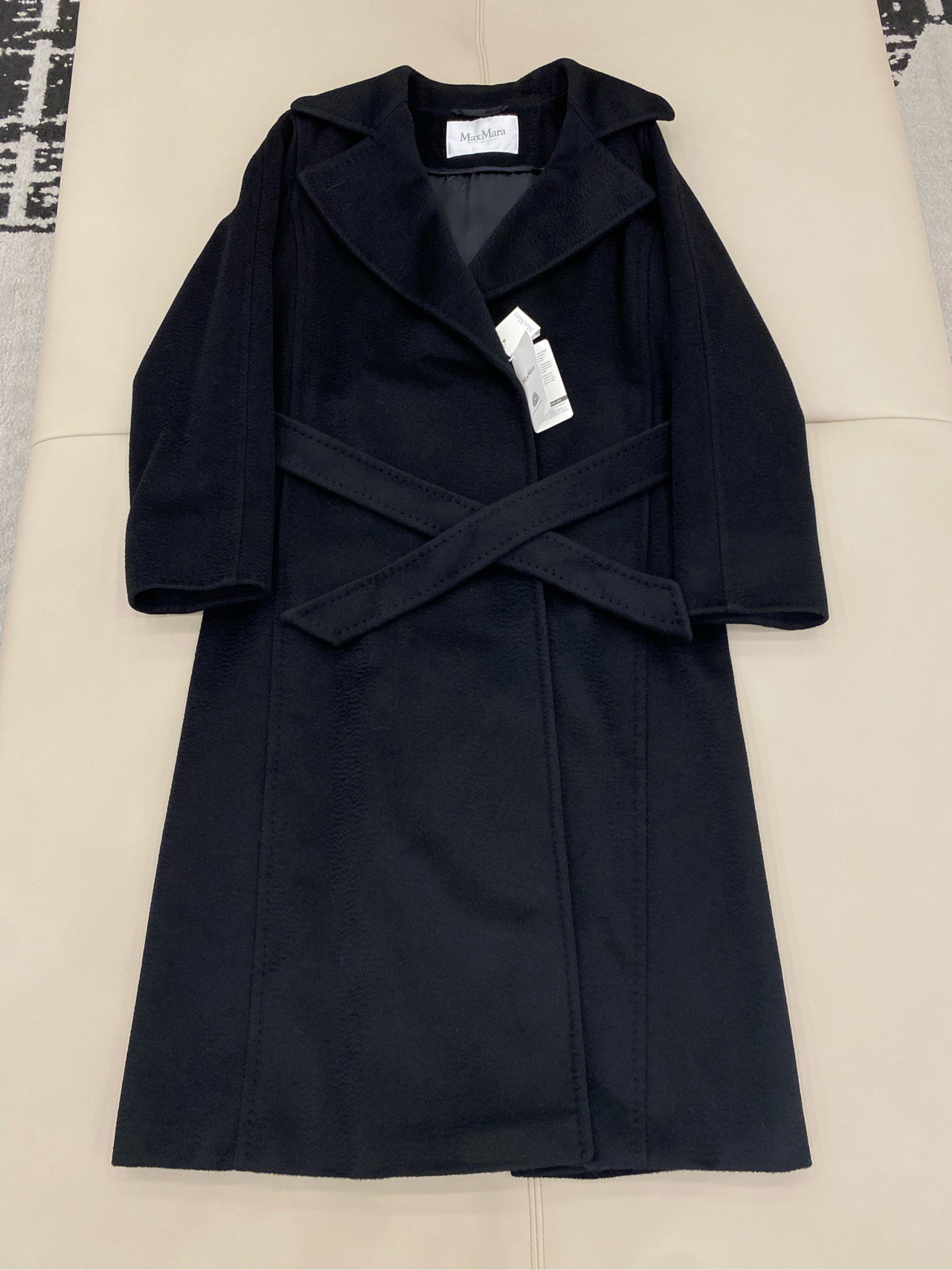 全新未使用 MaxMara Manuela系列大衣 骆驼绒 40码