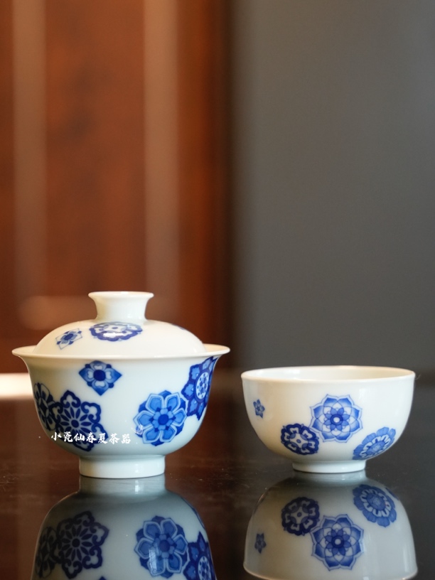 妙色青花皮球花盖碗