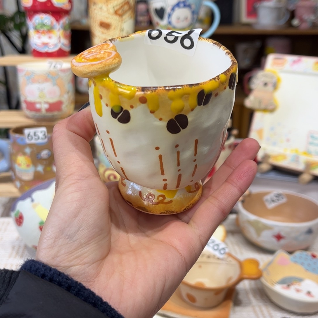 瓷片656哈哈哈哈哈哈哈哈哈哈