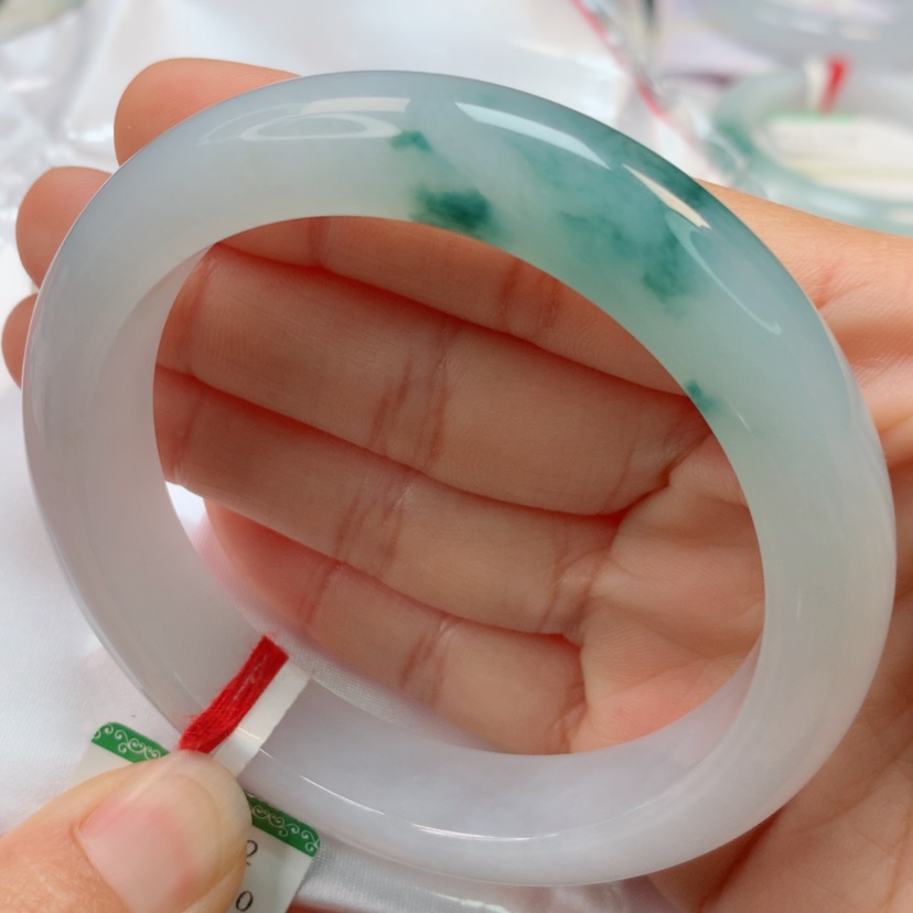 【闪购商品】翡翠手镯未镶嵌天然翡翠手镯