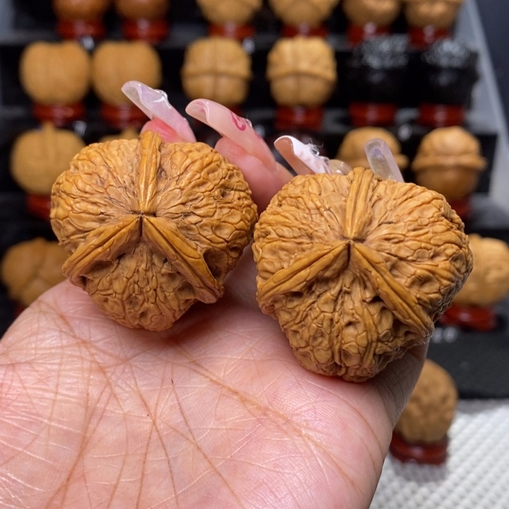 文玩核桃把件木鱼三棱31号