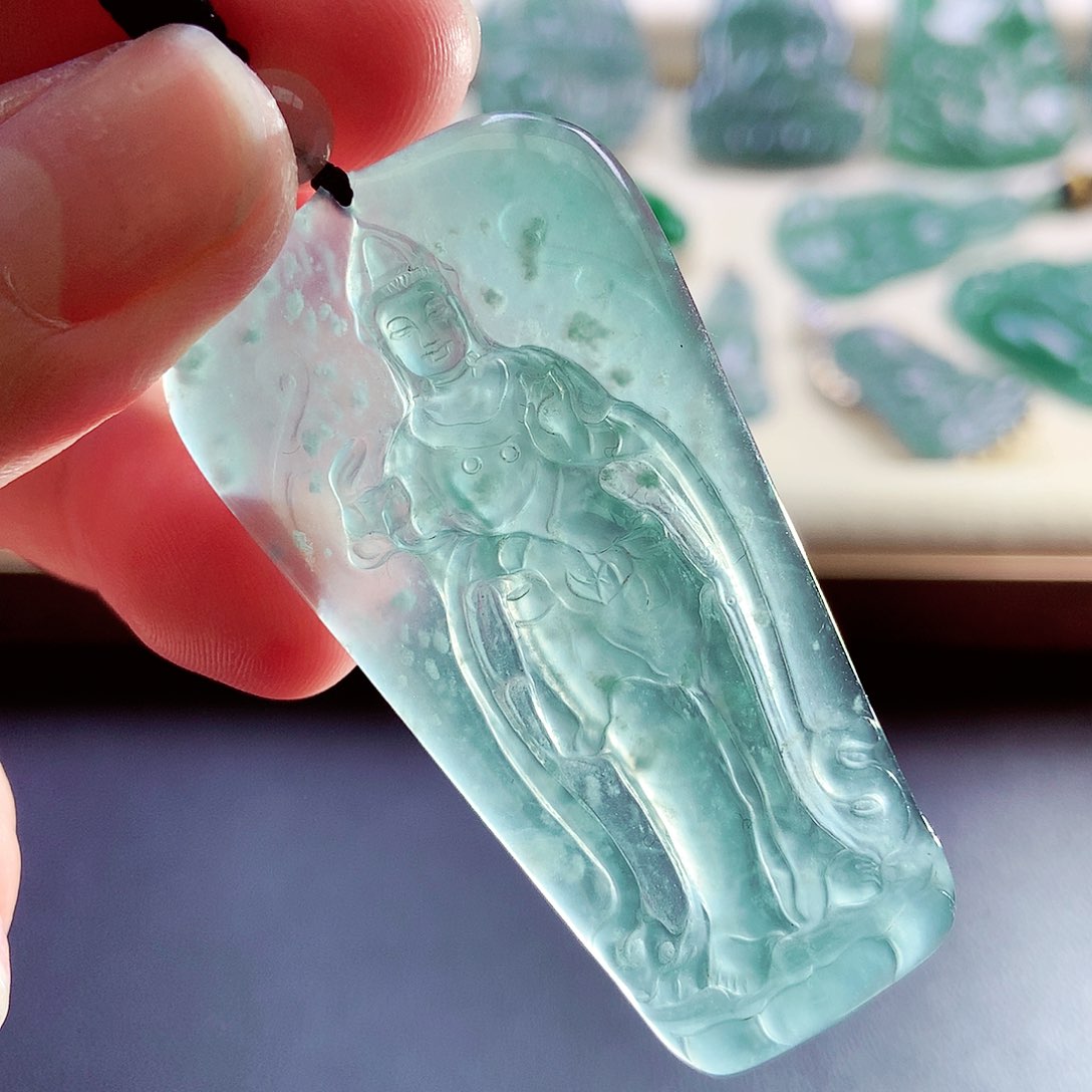 【闪购商品】翡翠未镶嵌颈饰天然