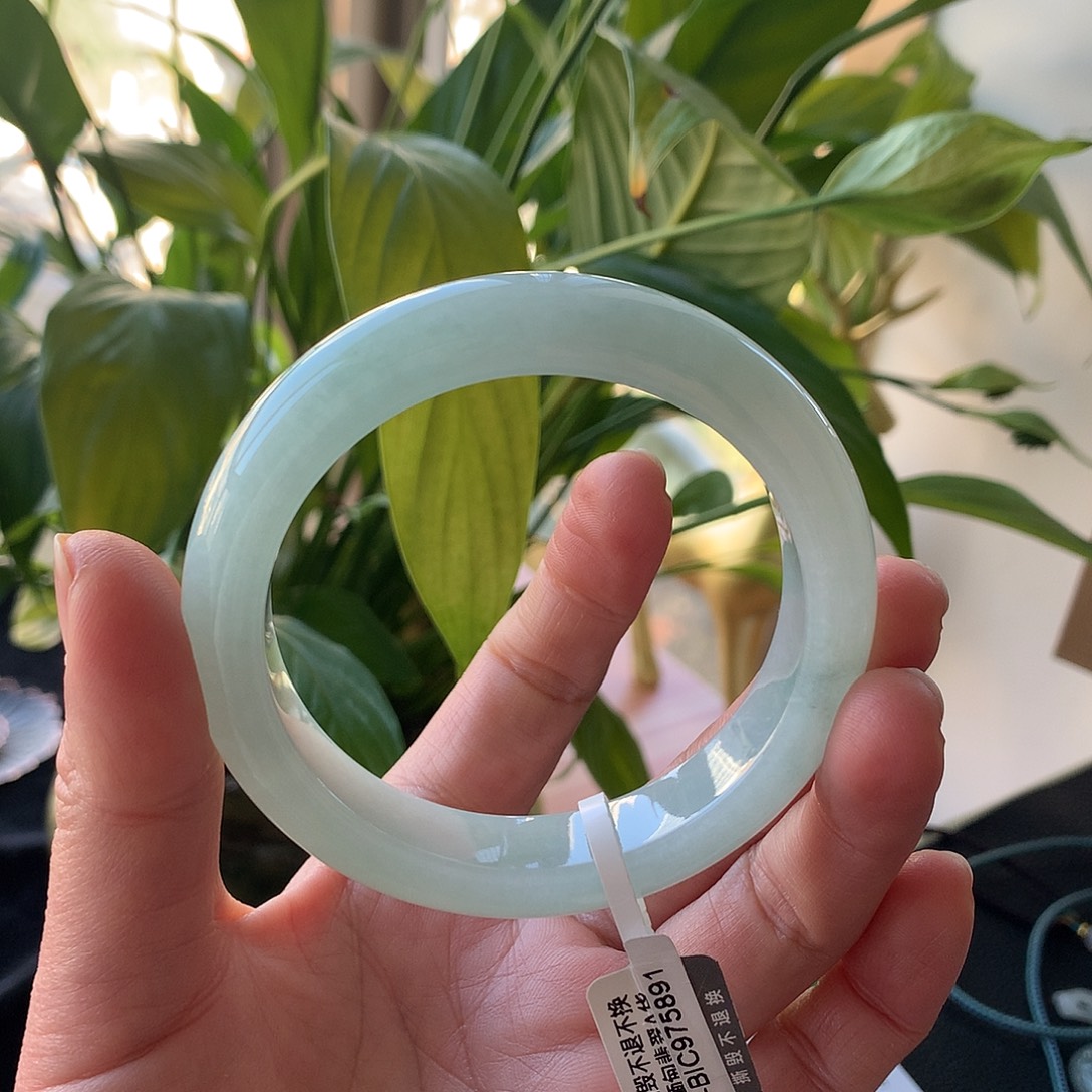 翡翠未镶嵌手镯天然翡翠手镯