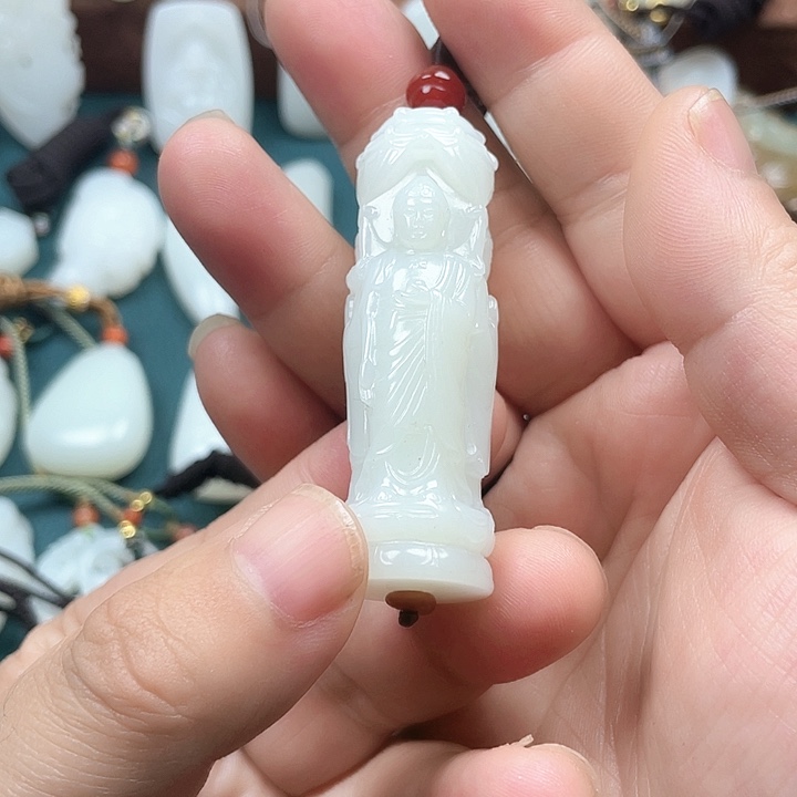 和田玉颈饰未镶嵌哥*