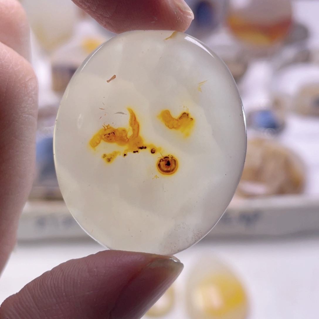 玛瑙/玉髓未镶嵌珠宝奇石
