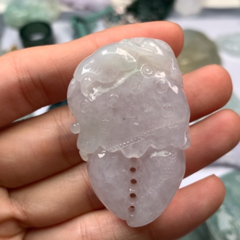 翡翠颈饰未镶嵌翡翠