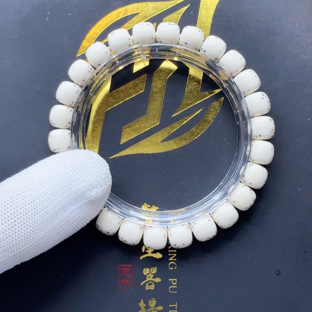 星月菩提吊坠一物一图4冰白针尖星河豚9左右单圈