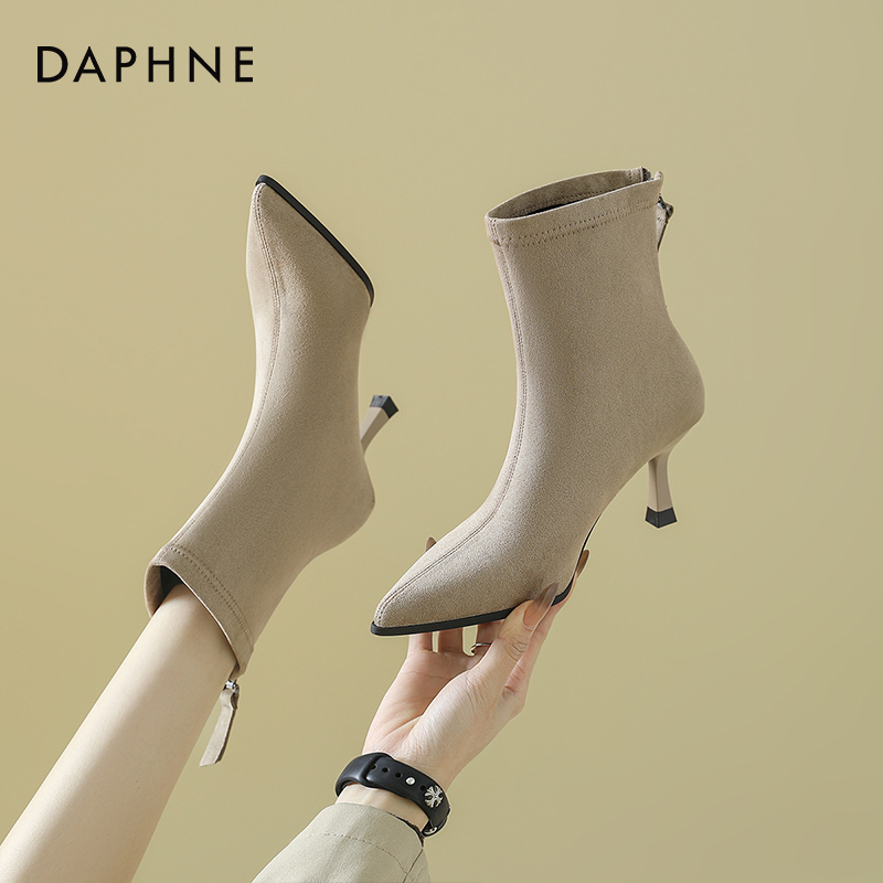 达芙妮秋冬新款气质尖头短靴细高跟短筒绒里简约纯色靴子712-17