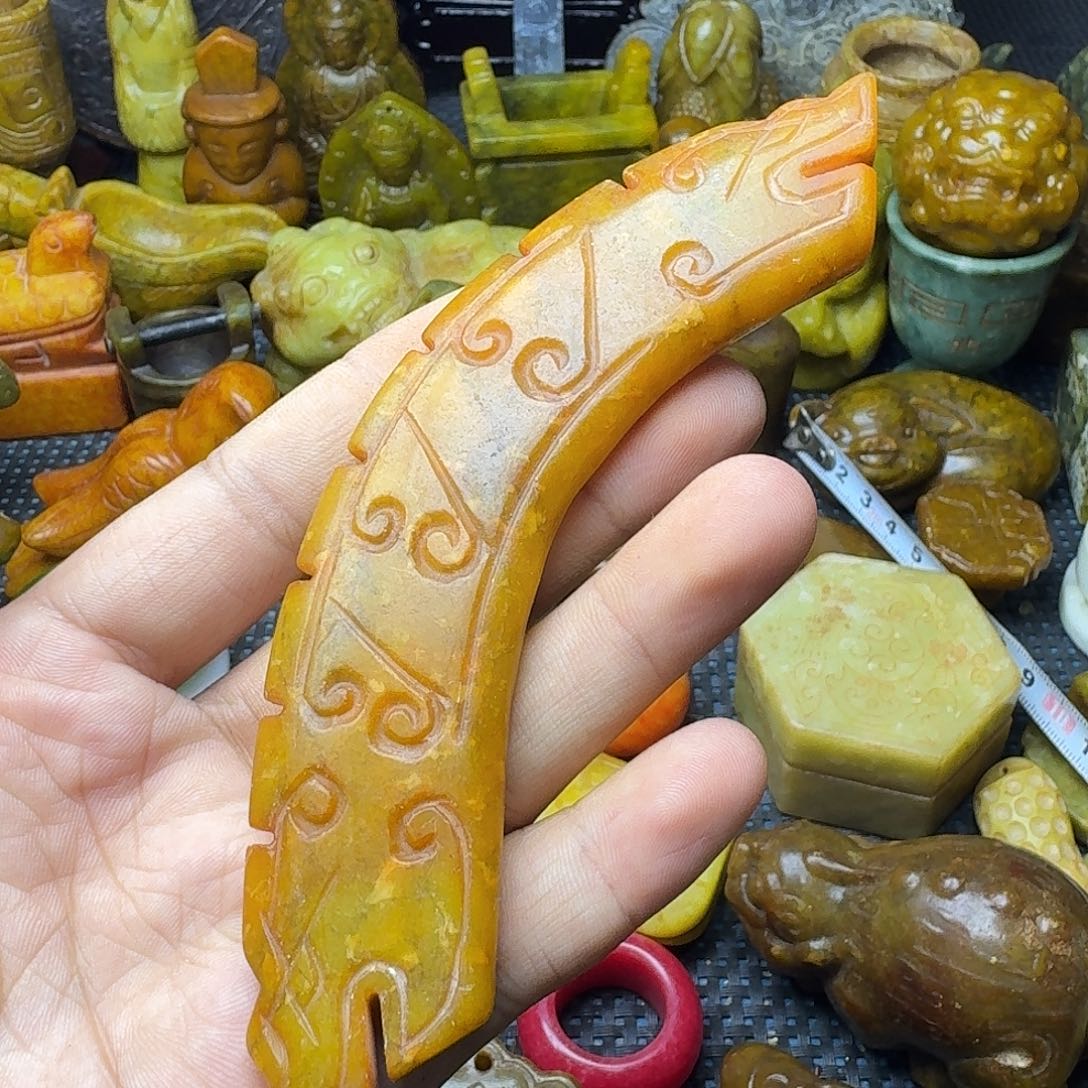 白玉菩提吊坠。。。