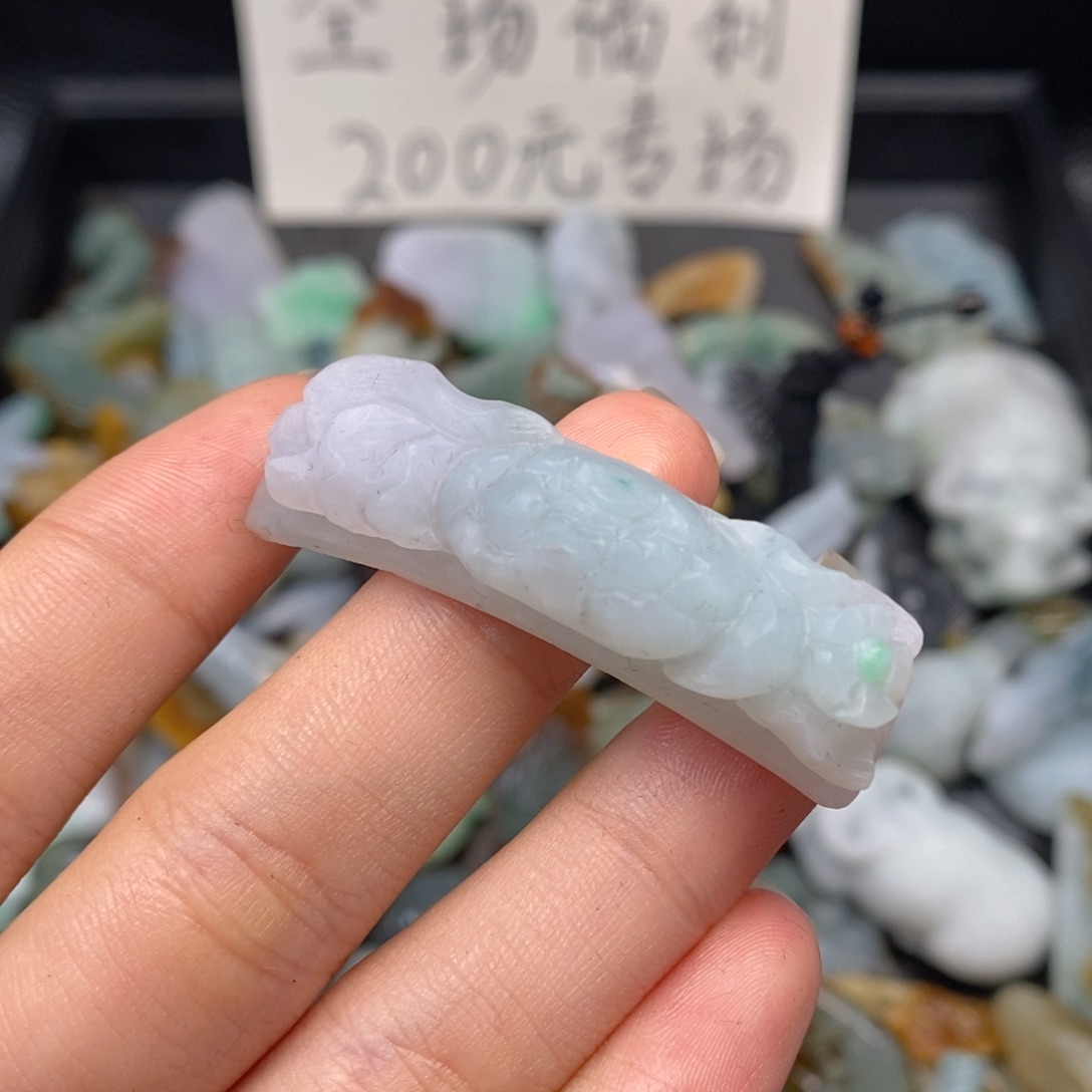 定制翡翠未镶嵌翡翠