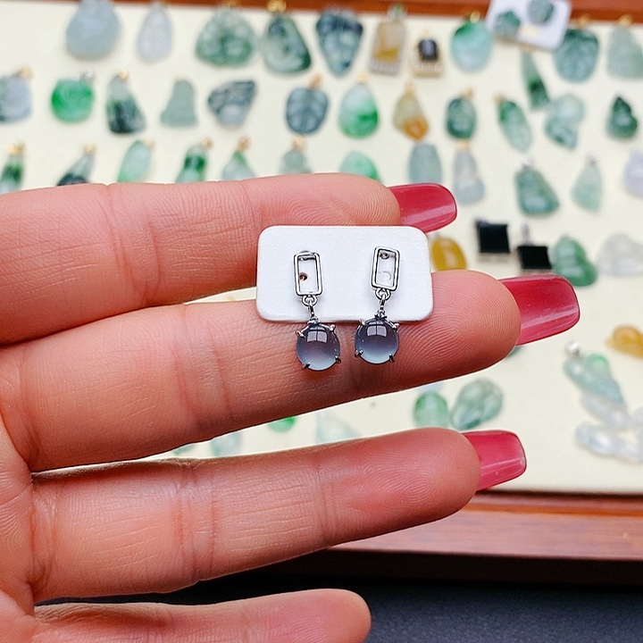 翡翠耳钉银S925镶嵌豆**宝耳坠