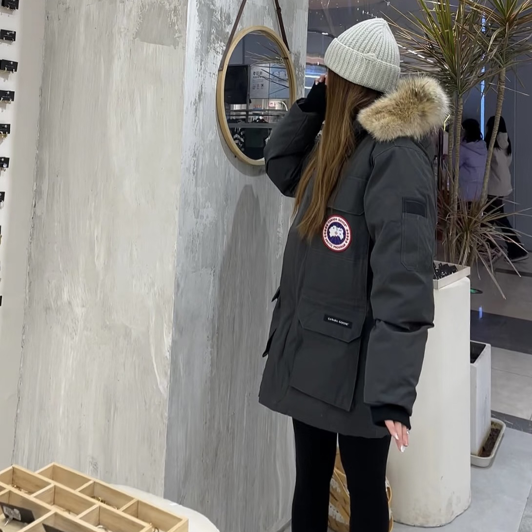 99新 AMIPARIS 加拿大鹅 远征羽绒服 s码