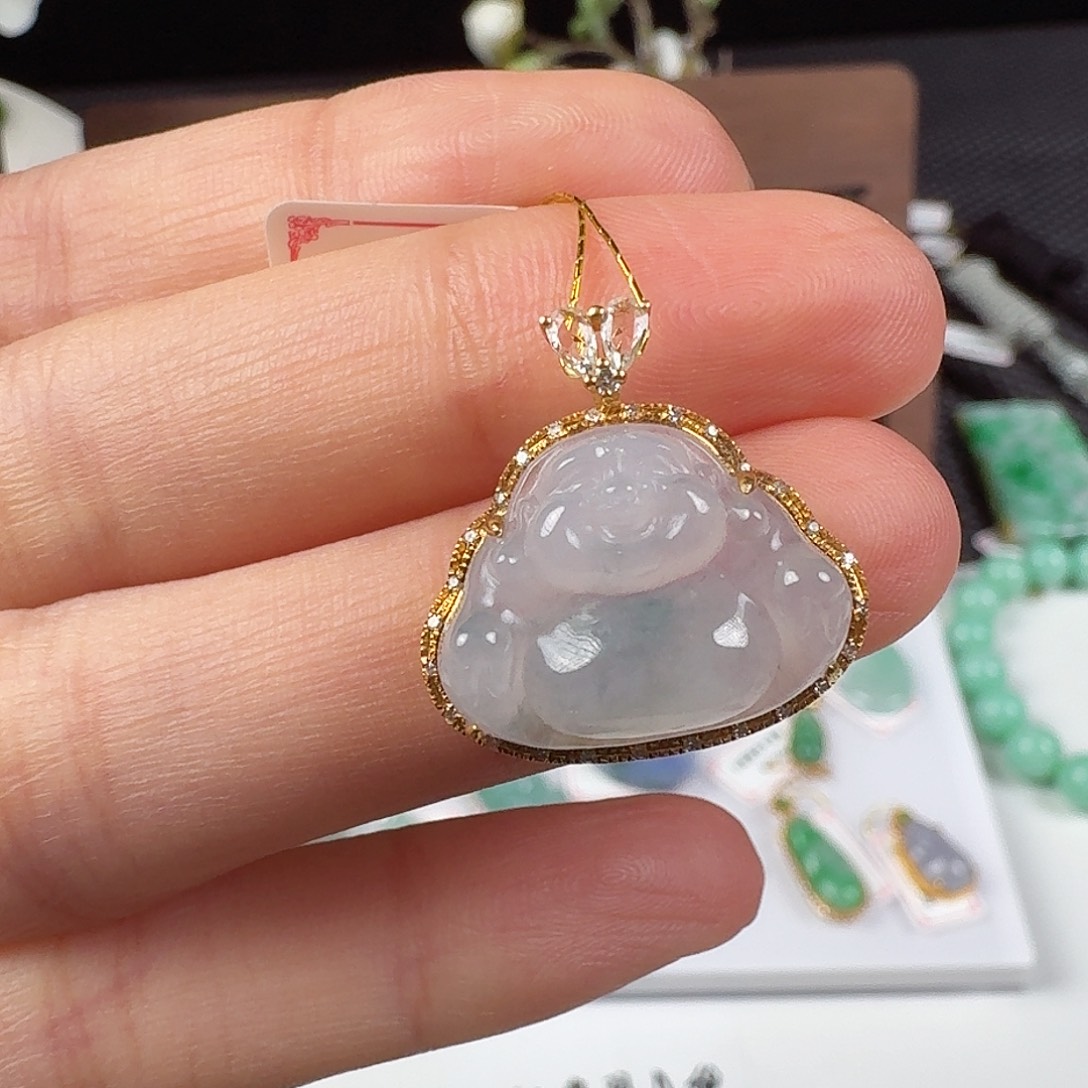 翡翠18K金镶嵌颈饰