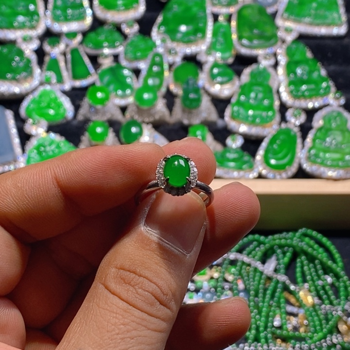 翡翠戒指银S925镶嵌天然A货翡翠