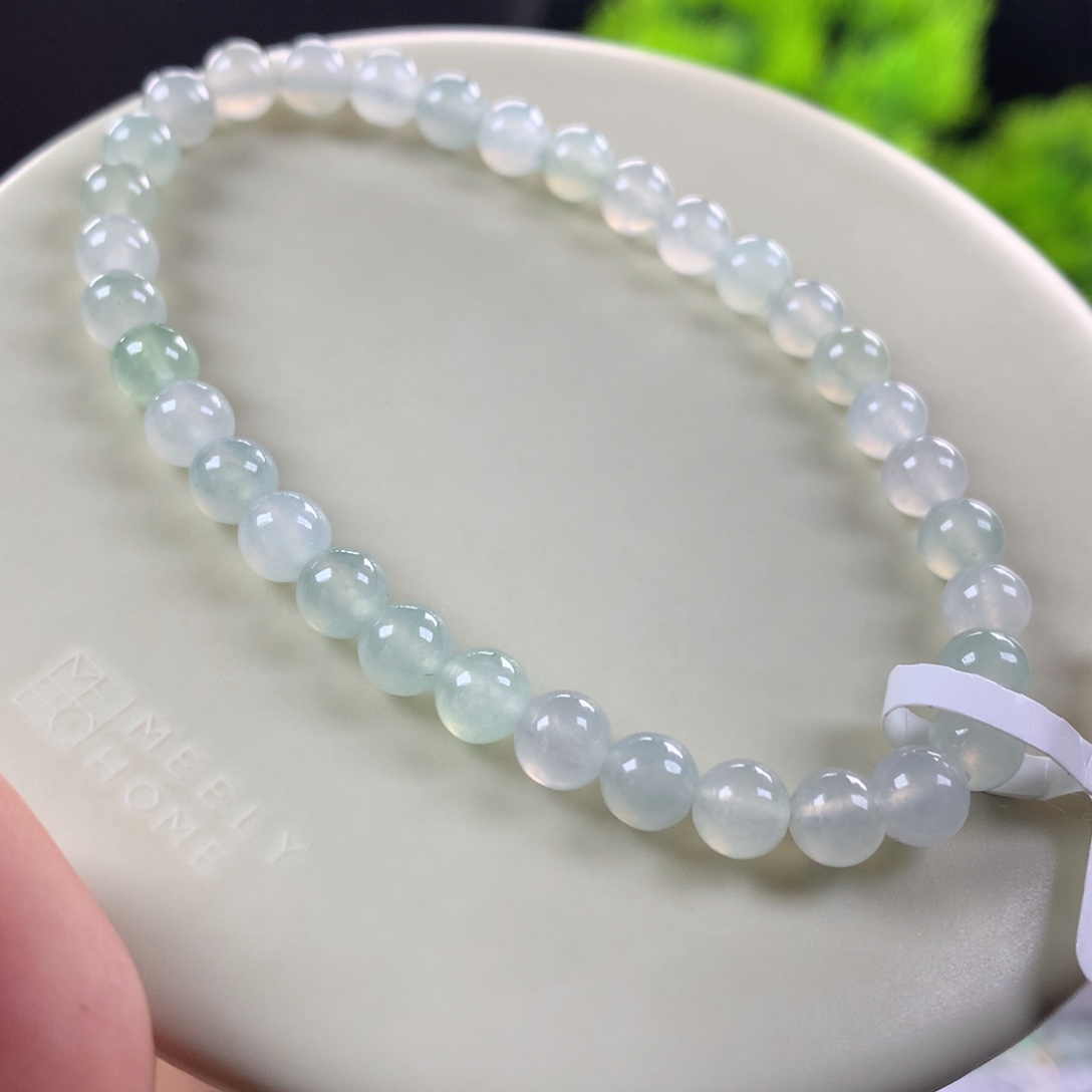 翡翠未镶嵌手链卡5.5
