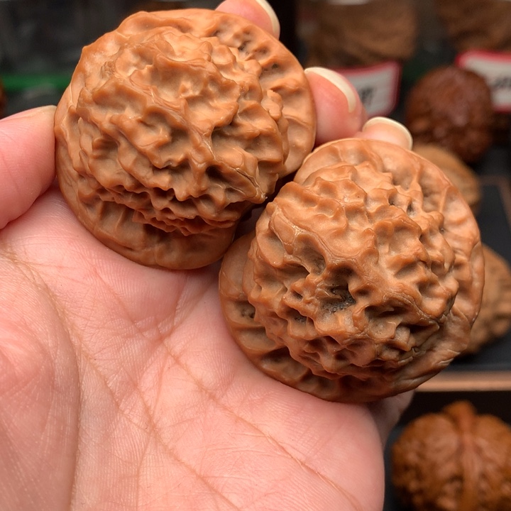 文玩核桃把件41龙鳞纹