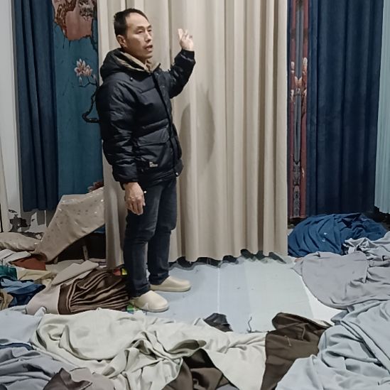 乳胶四米双打孔高2.7