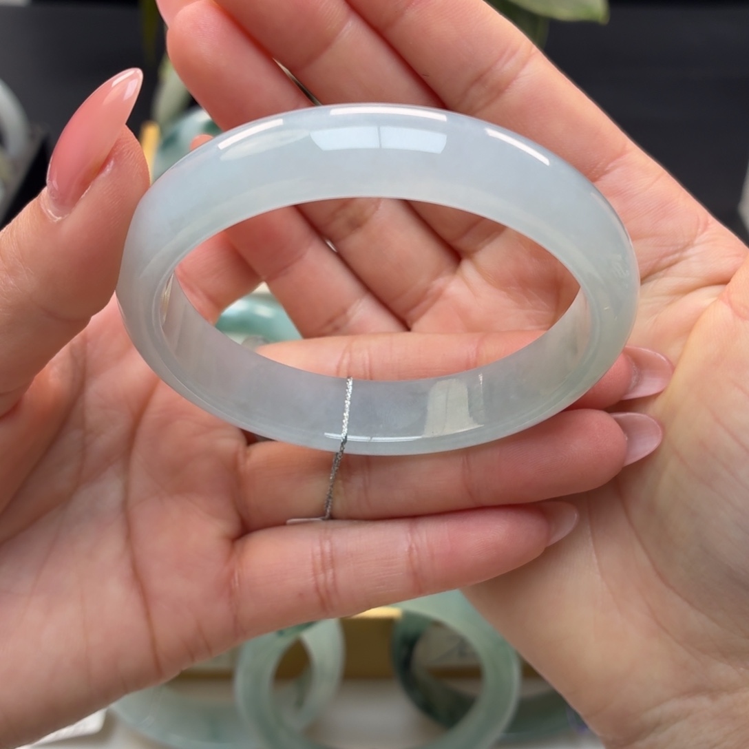 翡翠未镶嵌手镯天然