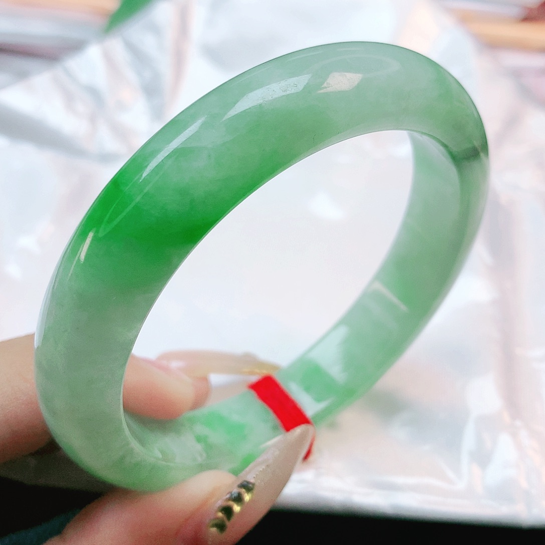 未镶嵌手镯翡翠2632