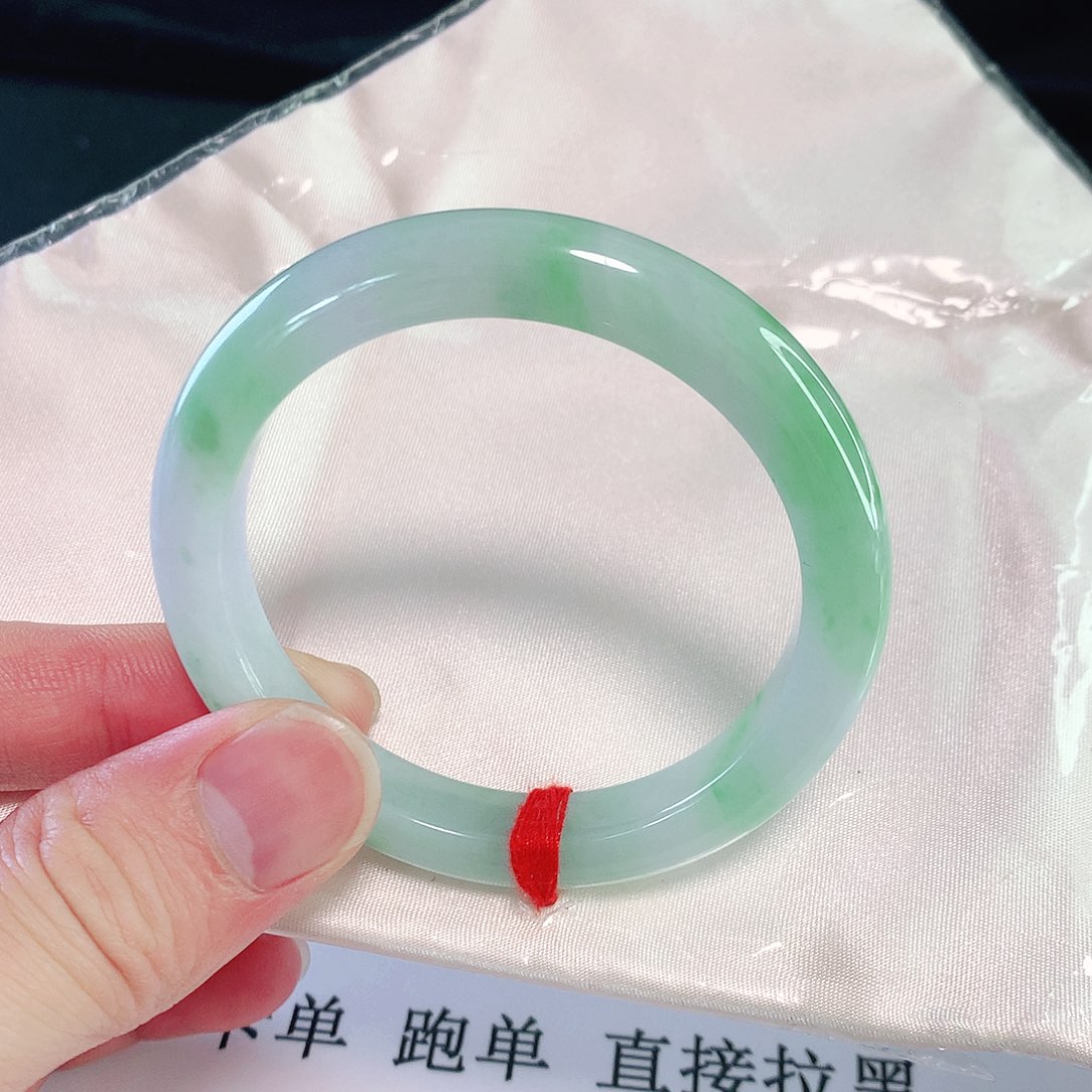 未镶嵌手镯翡翠007