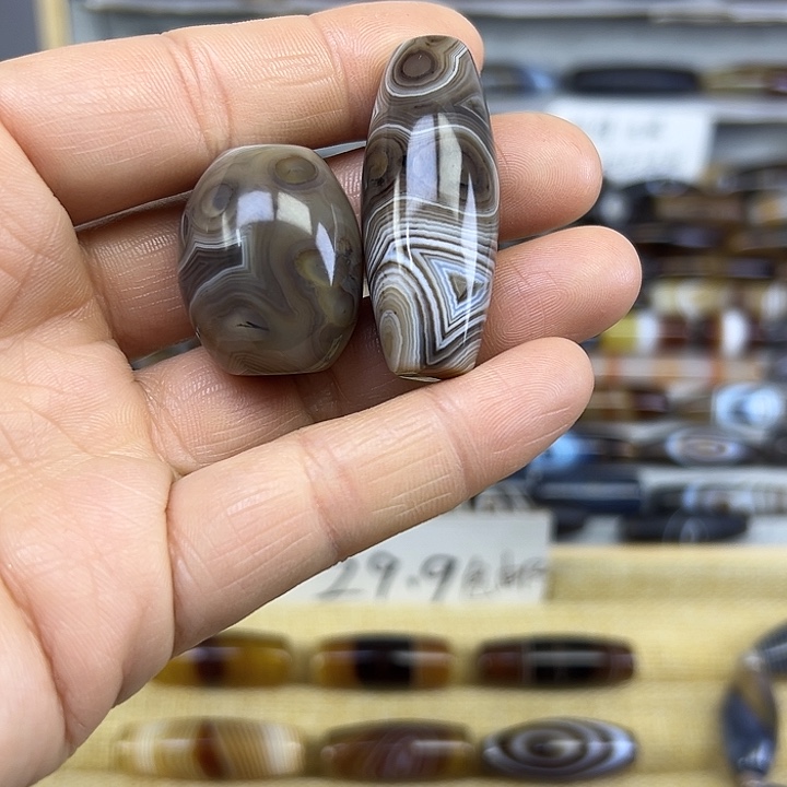 熊***重玛瑙/玉髓合金珠宝半成品用户