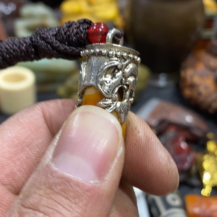 滴血莲花菩提吊坠