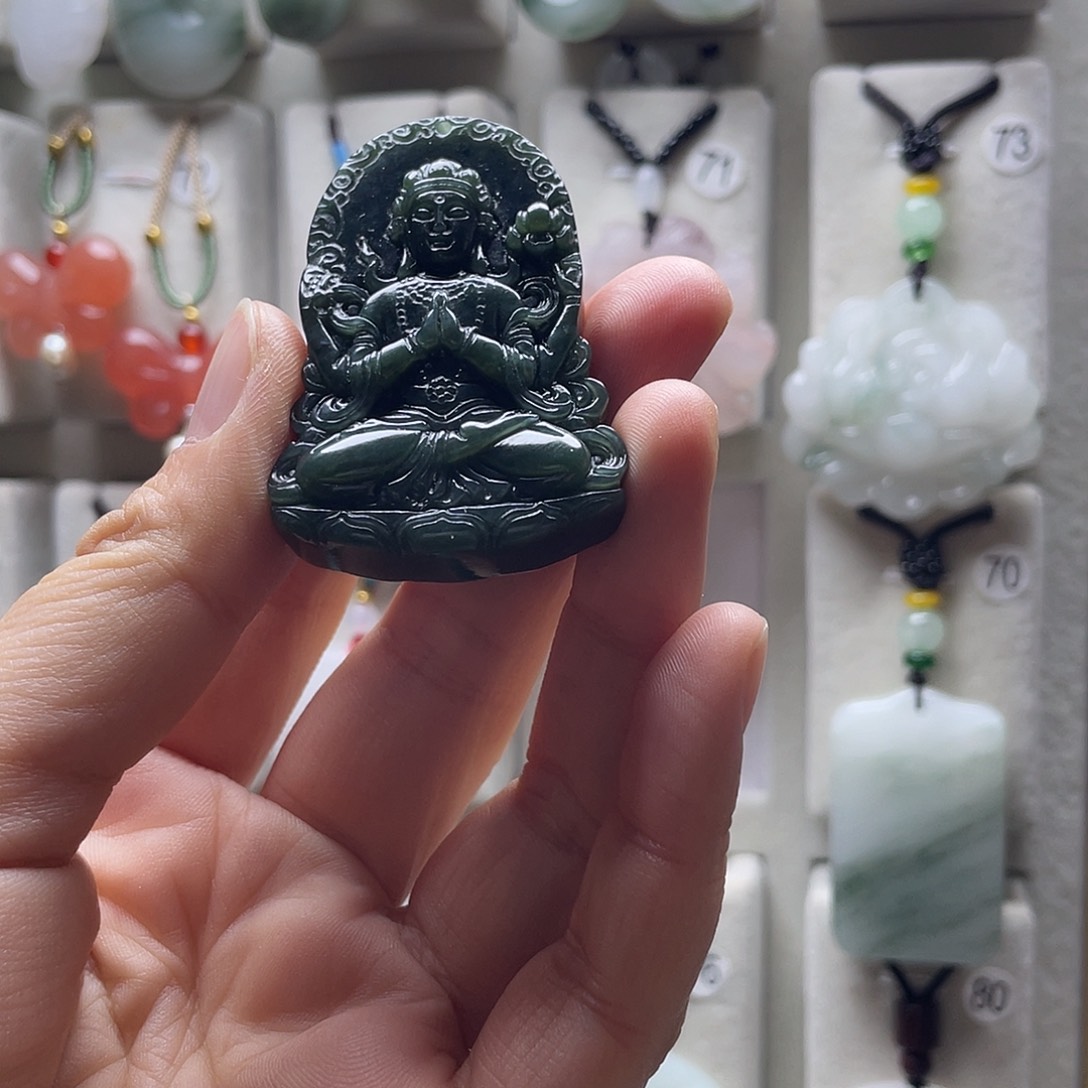 和田玉（青玉）未镶嵌颈饰