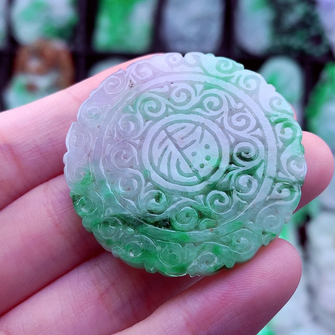 翡翠未镶嵌颈饰天然