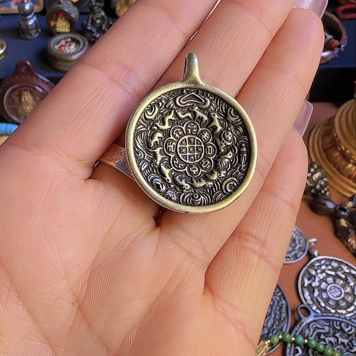 泥塑小*谢谢，扎西德勒