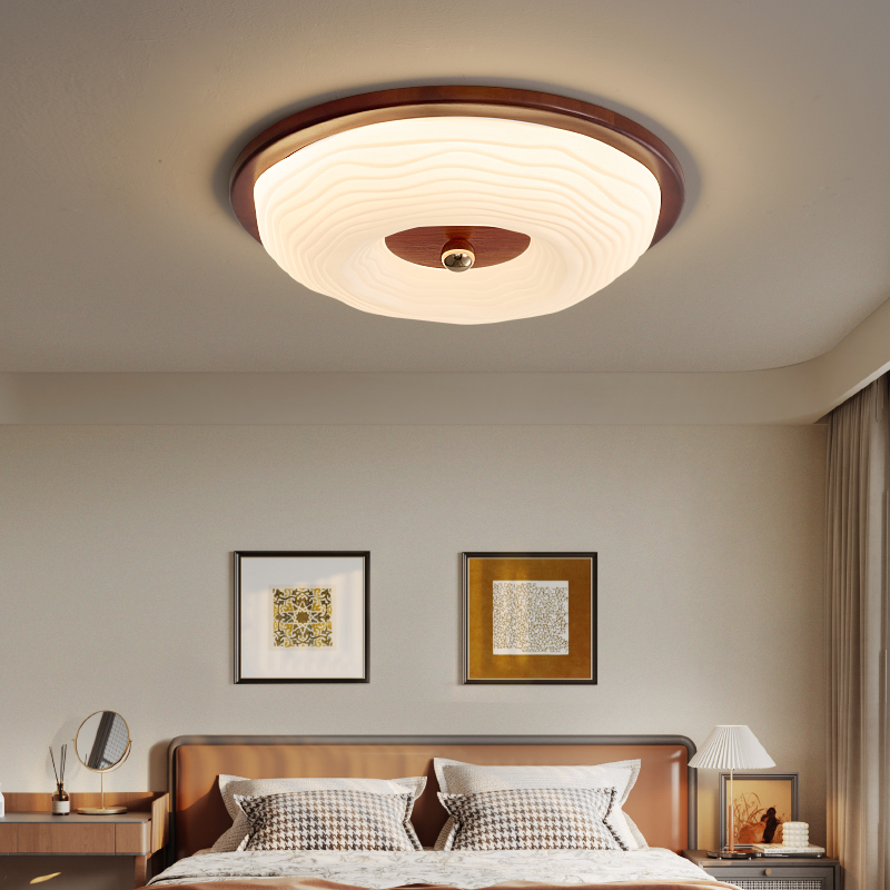 卧室灯中古风实木曲奇吸顶灯2026新款法式房间书房灯全光谱护眼
