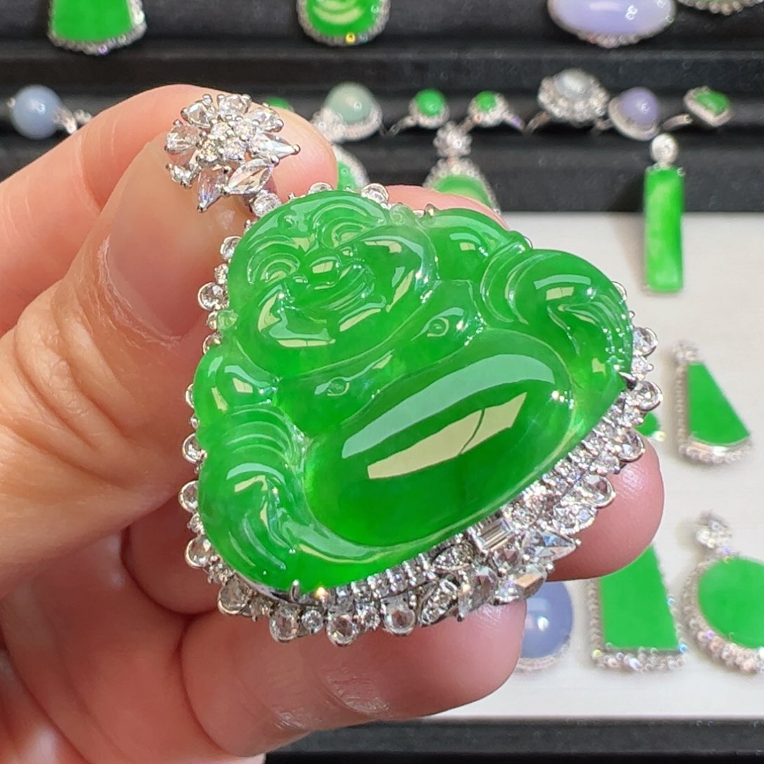 翡翠吊坠(不含链)18K金镶嵌